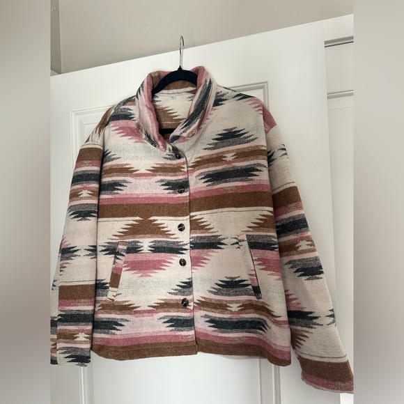 Women's Aztec Print Jacket - Picture 1 of 3